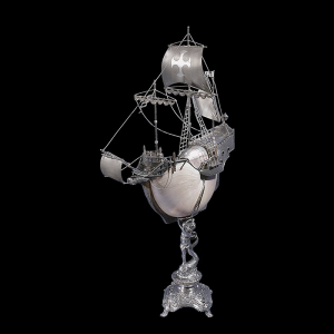 Серебряный корабль "Летучий голландец" с раковиной Nautilus